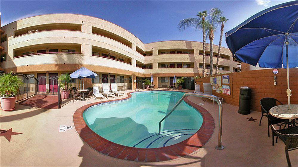 Travelodge By Wyndham Chatsworth Лос-Анджелес Экстерьер фото